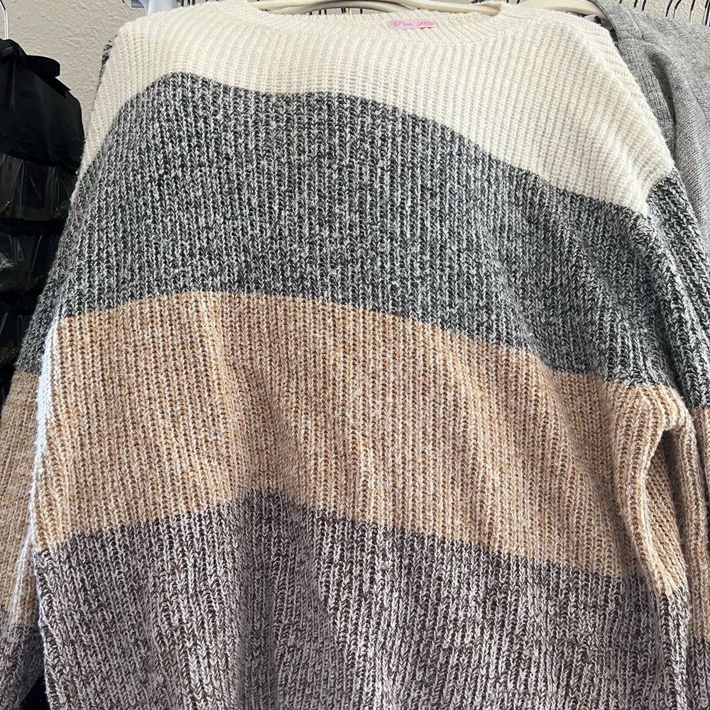 Cream Pink Lily Colorblock Sweater